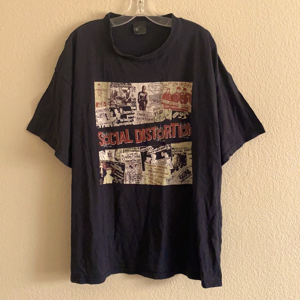 Vintage Social D T-Shirt